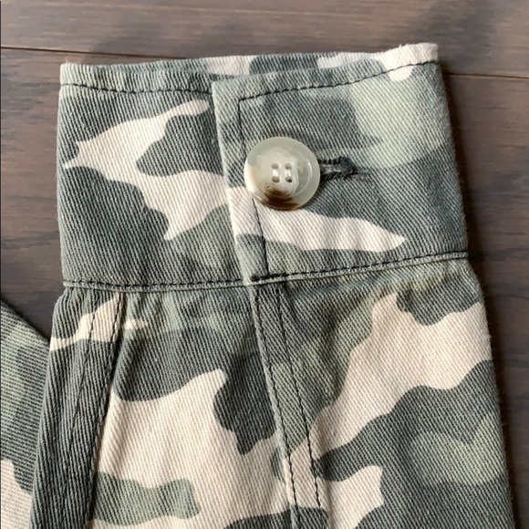 John + Jenn Camo Cropped Jean Denim Jacket - xs - Picture 6 of 8